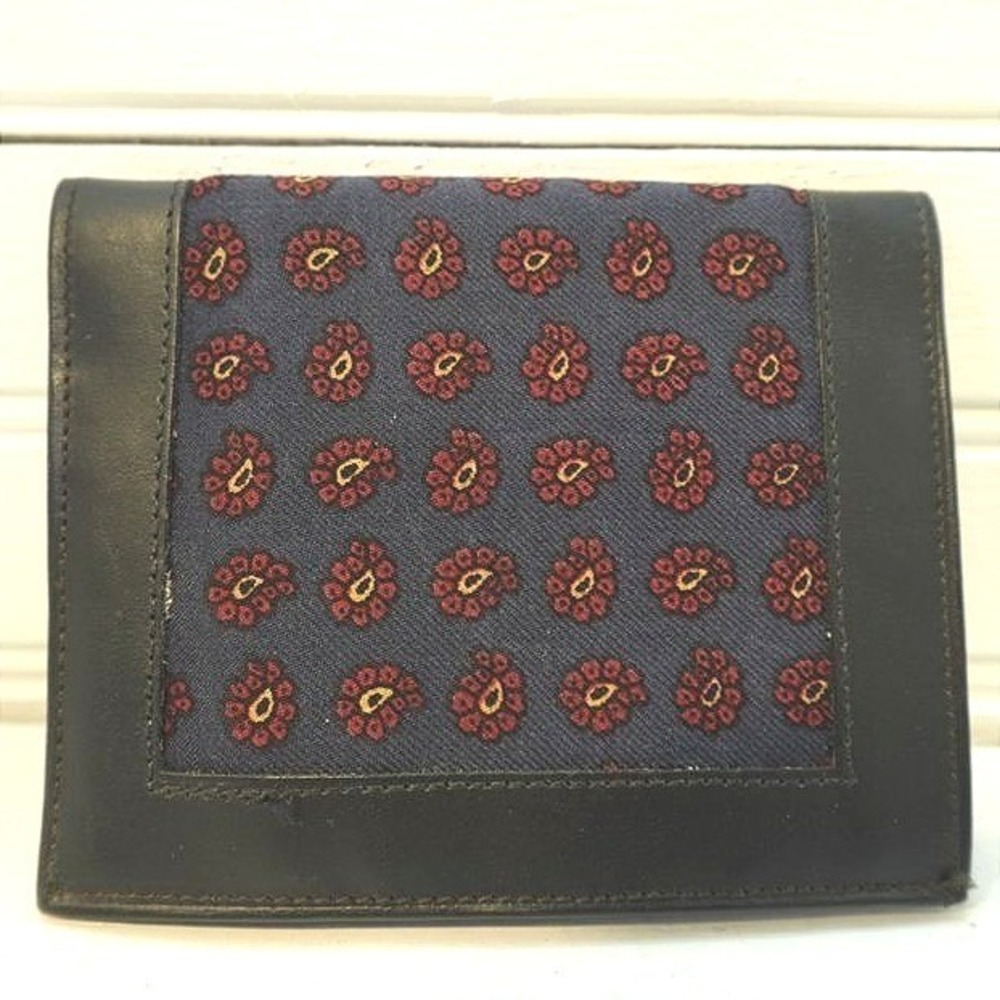 Vintage Leather wallet NWT‎ Comfotan Cowhide & Blue Paisley Print fabric Bifold